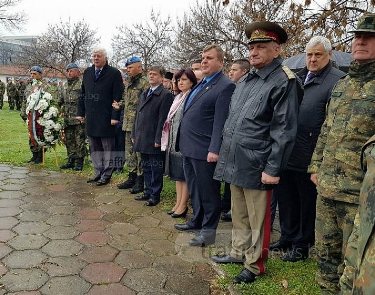 Ген. Матеев: Военнослужещите трябва да са смели и отдадени на България ВИДЕО и СНИМКИ