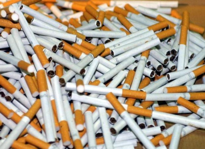 Намериха повече от 1000 къса безбандеролови цигари в дома на жена от Карлово