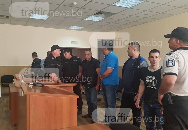 Мъжете, изправени пред съда за нападението на сестрата на Цар Киро, заявиха, че са набедени