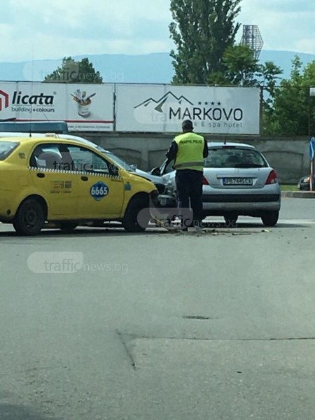 Три коли се блъснаха на изхода на Пловдив