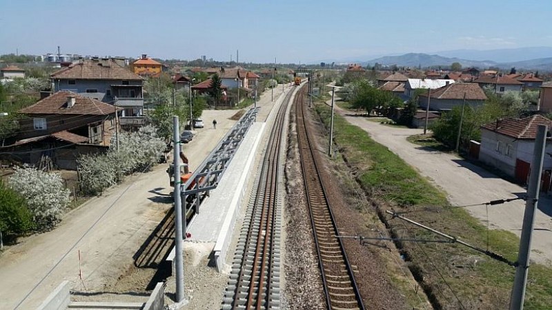 Завършени са четирите пътни надлеза по линията Септември-Пловдив