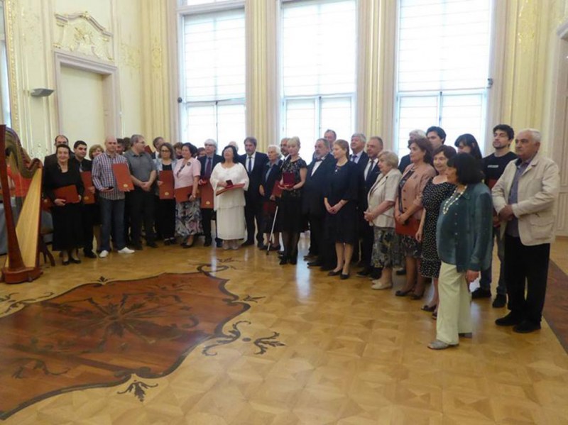 С минута мълчание за Христина Ангелакова стартира церемонията за връчване на почетен знак „Златен век“