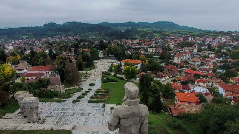 Песните на България зазвучават в Калофер