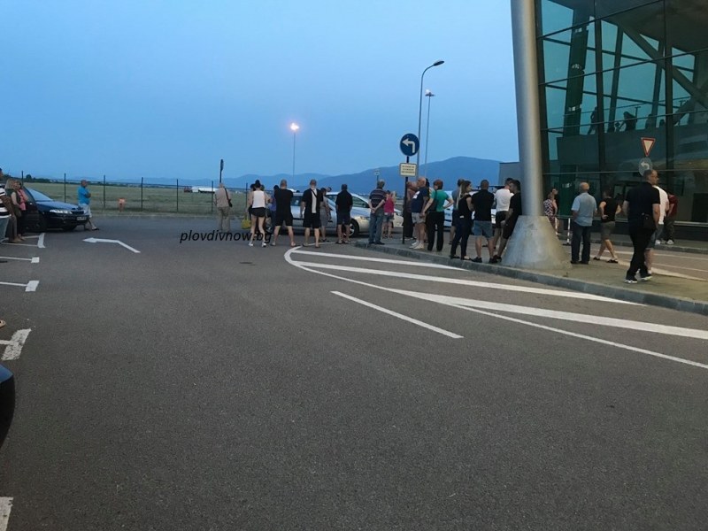 Разчитат записите от черната кутия на разбилия се хеликоптер