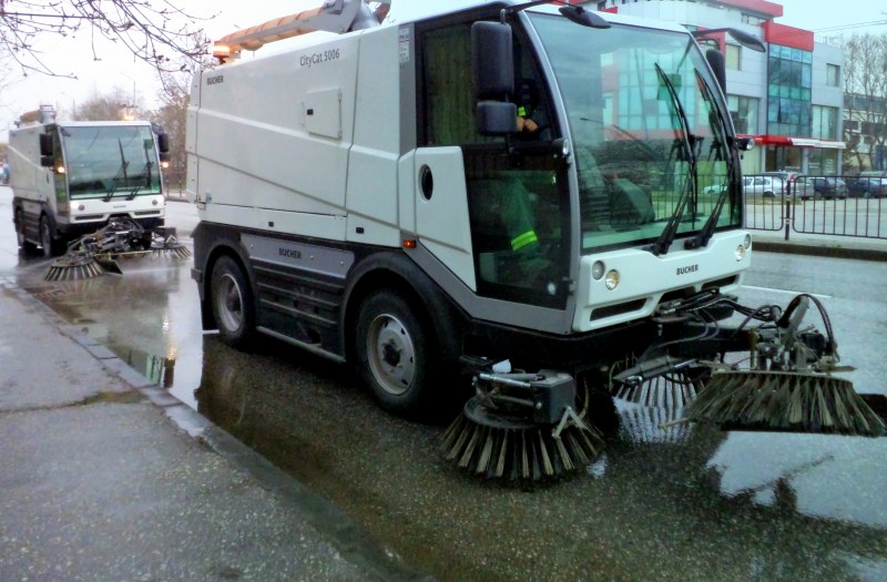 Вижте новия график за миене на улиците в Пловдив