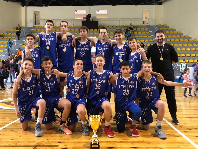 Децата на Академик Бултекс станаха шампиони на България СНИМКИ