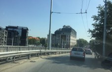 zatvariat-den-betonniia-most-promeniat-573.jpg