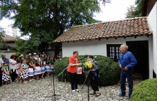 hudozhnikat-nina-kanarova-poluchi-801.jpg