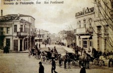 plovdivska-kokona-podludiava-ivan-vazov-580.jpg