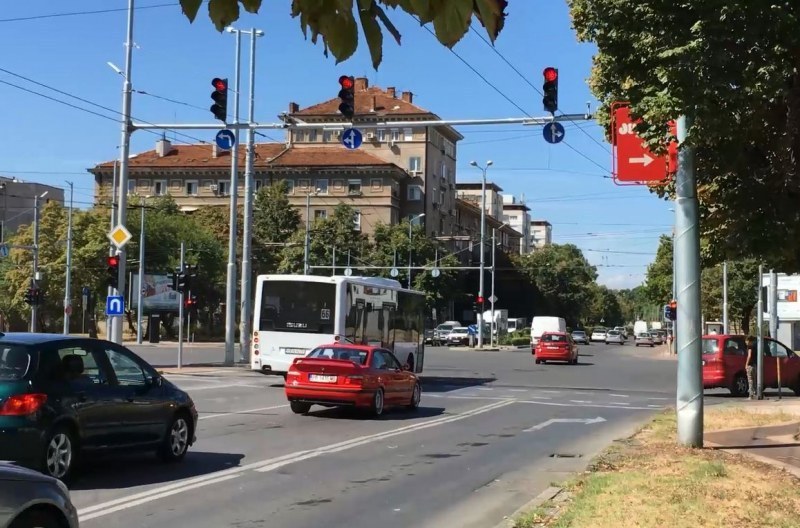 Джебчия се опита да задигне чантата на пловдивчанка
