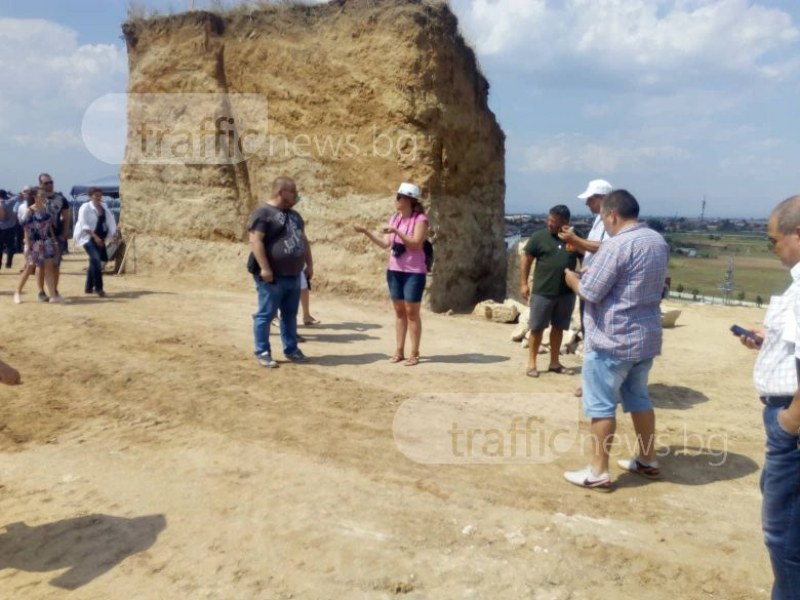 Борисов за ударената пловдивска репортерка: Случва се да се бутаме, нормално е