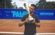 dimitar-kuzmanov-grabna-trofeia-poznan-967.jpg