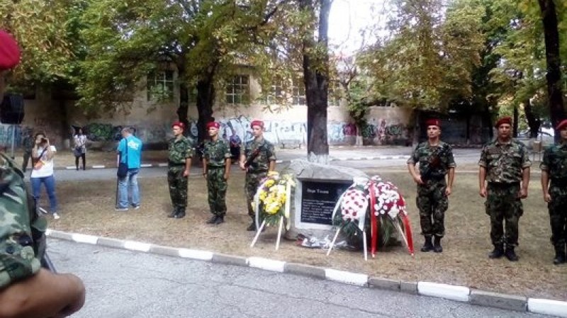 Асеновград отдава почит към четниците ден преди Съединението