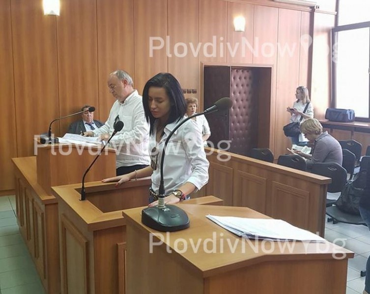 Медарова търсила Катя, за да й се извини, искала да организира ново парти