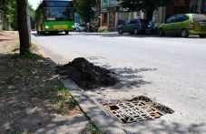 otnovo-chistiat-dazhdopriemnite-shahti-626.jpg