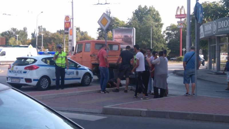 Издирват шофьора, който прегази пешеходка в Пловдив и избяга