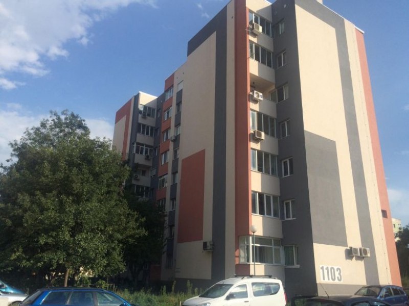 Карлово изпревари Пловдив по саниране, едва 15 сгради под тепетата са готови