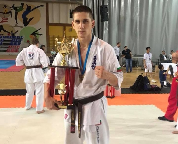 Талант от Садово стана европейски шампион по карате СНИМКИ