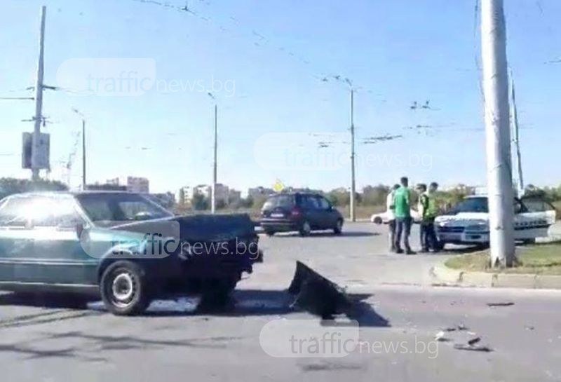 Отново катастрофа в Пловдив! Ауди се вряза в тойота