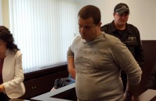 ubietsat-dotsent-neikov-poiska-domashen-611.jpg