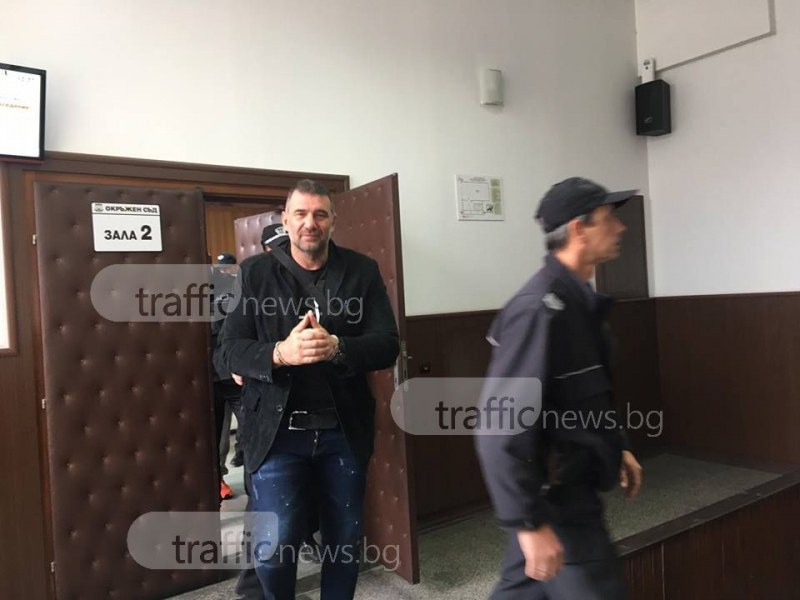 Весо Тъпото за пореден път се извъртя от показанията си, пак натопи Райфала