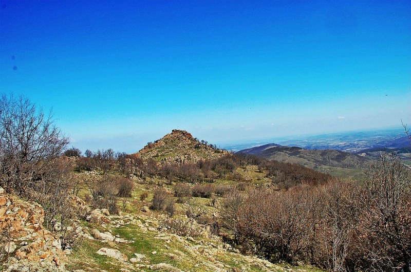 Туристическа разходка разкрива тайни кътчета в планината край Асеновград