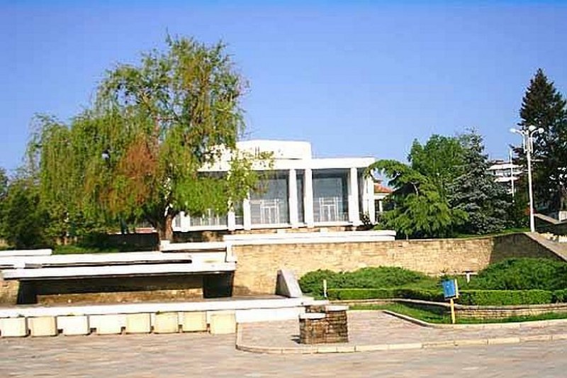 Карловски деца спечелиха отличия от националния конкурс „Пиленце пее“