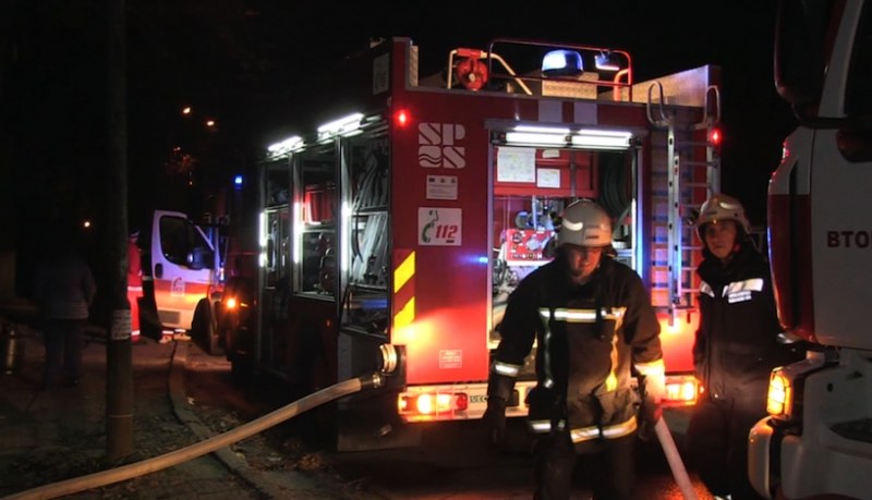 Пожар избухна в дома на 41-годишен от Катуница