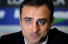 dimitar-berbatov-gostuva-pod-tepetata-290.jpg