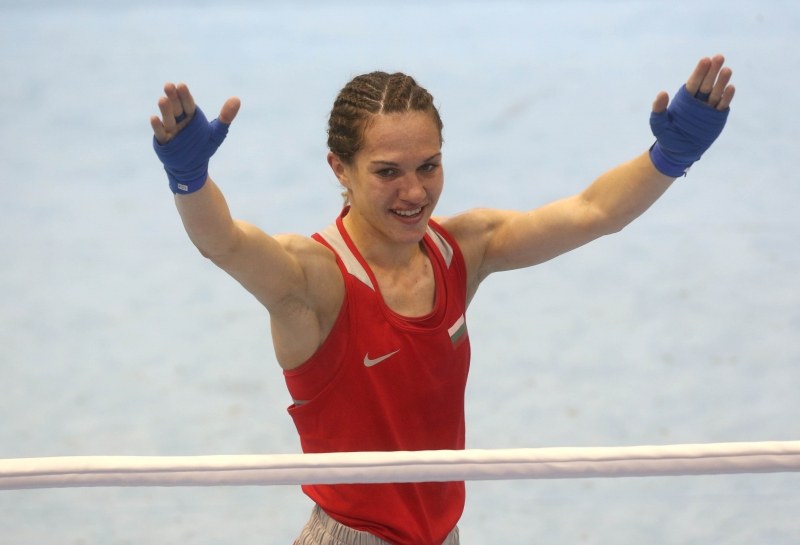 Станимира Петрова излиза на ринга на Световното в Индия