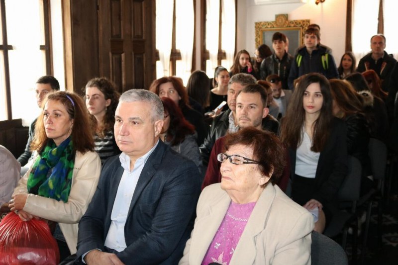 Втора международна студентска конференция, посветена на Апостола, се проведе в Карлово