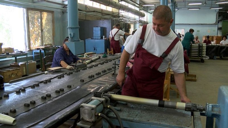 Работниците във ВМЗ-Сопот ще получат 13-а заплата