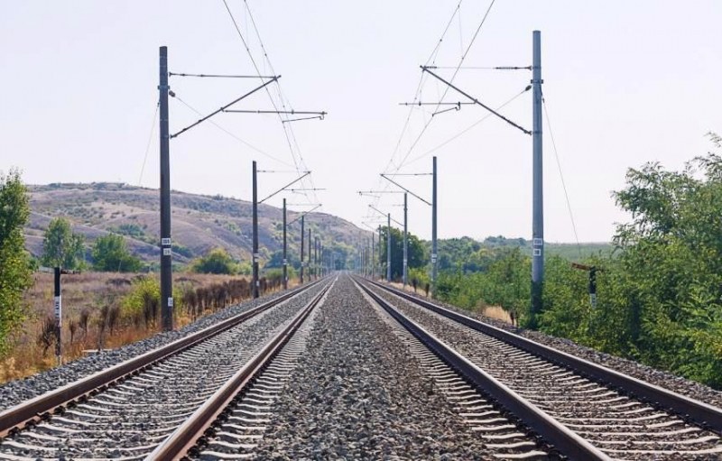 Министърът на транспорта инспектира жп линия за 70 млн. лн. край Пловдив