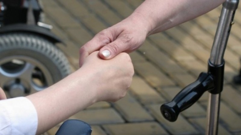 Хората с увреждания ще имат право на нова финансова помощ от 2019 г.