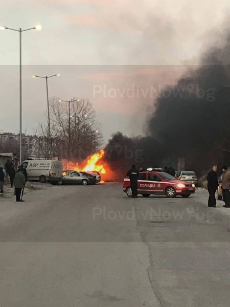 Още 4 автомобила пострадали от пламъците на изпепеления бус в Пловдив