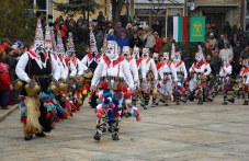 kukeri-karlovsko-pecheliat-goliamata-340.jpg