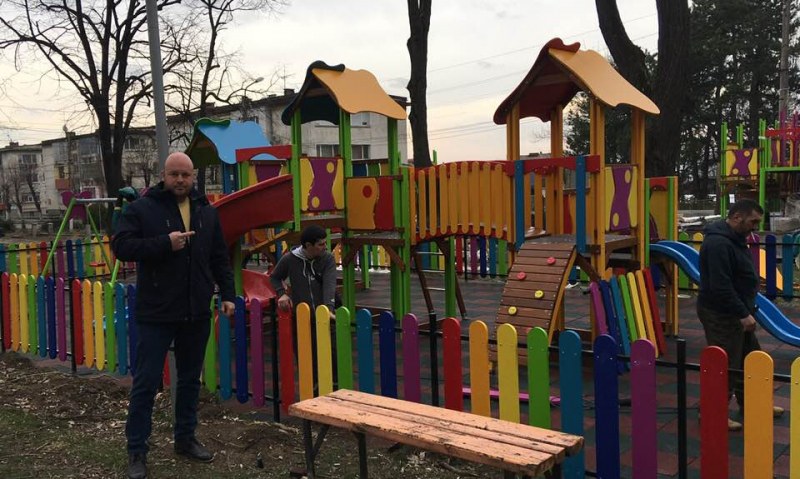 Нова детска площадка ще радва малчуганите в Сопот