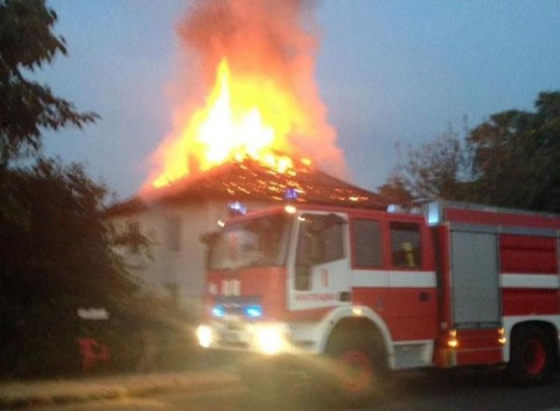 Инвалид загина в горящата си къща в Цалапица