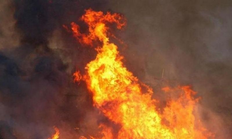 Голям пожар се е разразил във Войводиново!