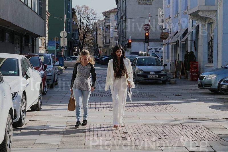 Мегз молила през сълзи братовчед си да смени показанията, изпратила любовно писмо до Рончев СНИМКИ