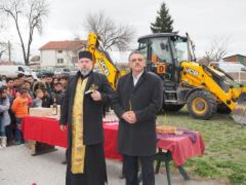 С първа копка започна строителството на нова детска градина в Калековец