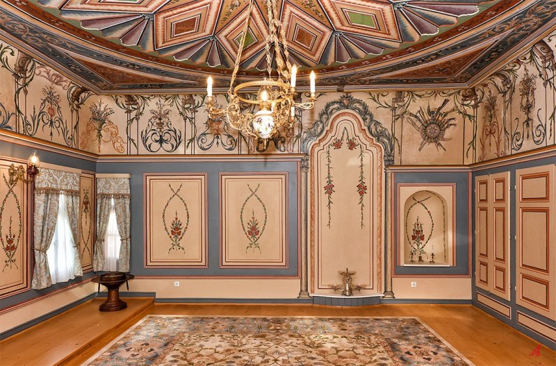 Перлата “Клианти“: Къщата с най-красивите 200 - годишни стенописи СНИМКИ