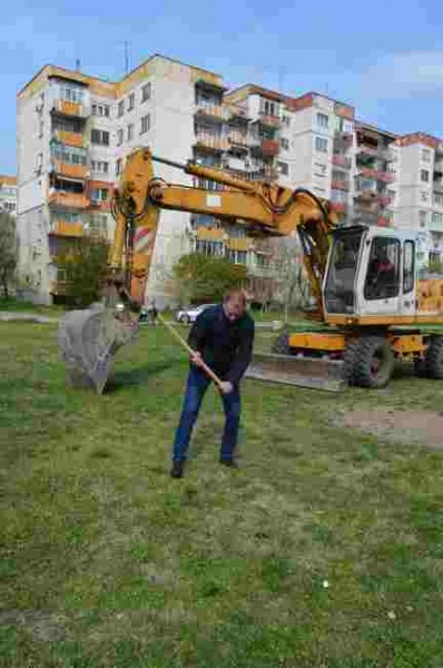 Нова детска площадка за малчуганите в Кючука, до 2 месеца ще е готова