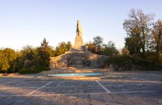 stsena-bunardzhika-kani-malki-i-golemi-400.jpg