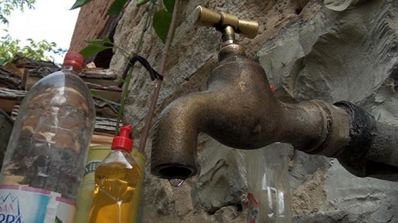 Брезовски села осъмнаха без вода днес