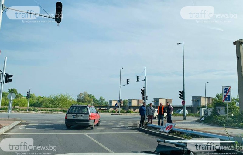 Кръстовище в Пловдив осъмна без светофар