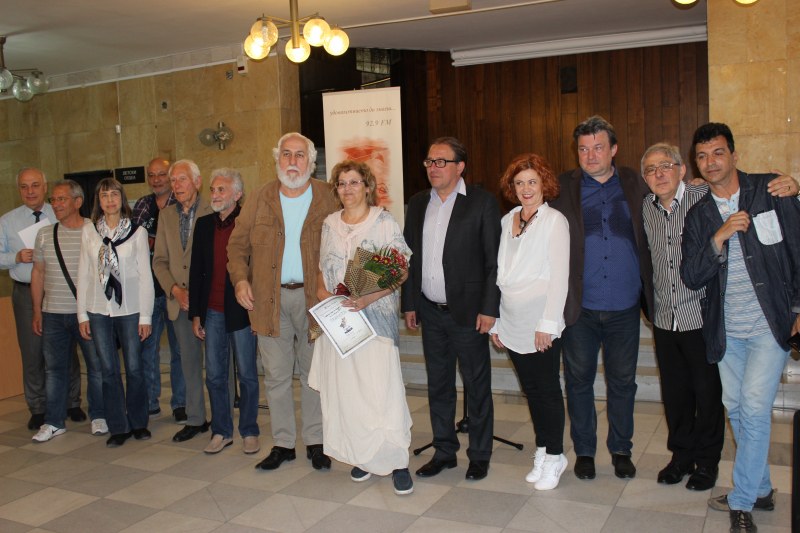16 писатели и карикатуристи взеха награди от хумористичния конкурс в Асеновград