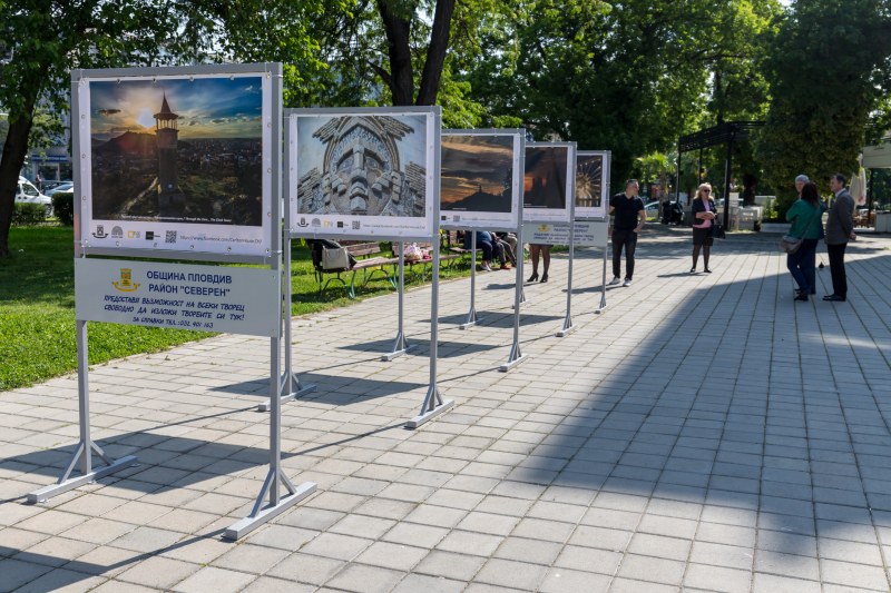 Галерия на открито в Кършияка представя първата изложба