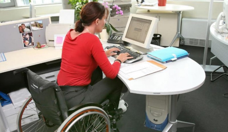 Хората с увреждания и бизнеса: Инвестиция или привилегия е назначаването им на работа