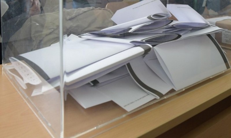 477 избирателни секции в Пловдив, 7180 човека гласуват за първи път
